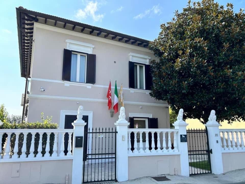 Four Lions Villa Guesthouse Pisa Eksteriør bilde